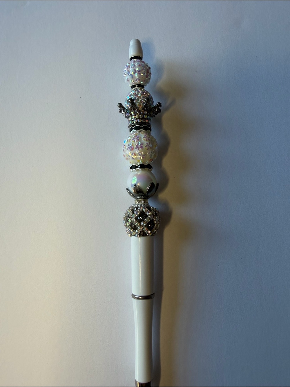 Elegant White Beaded Decorative Pen with Iridescent Accents